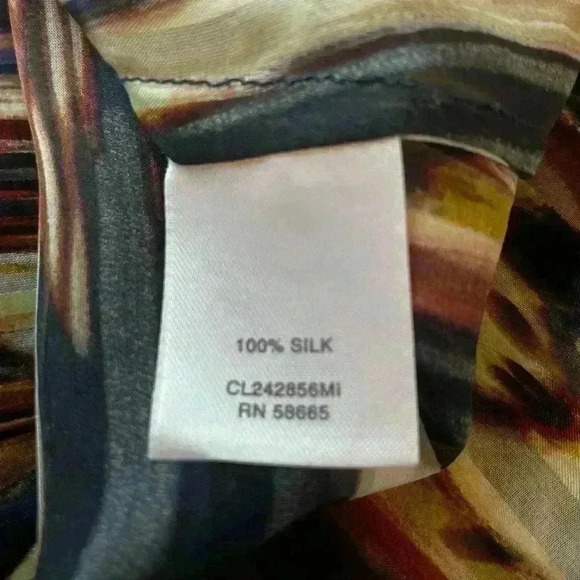 Classique Entier Sleeveless Multicolor/Watercolor 100% Silk Top in a size small. - Picture 3 of 14